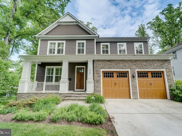 612 Poplar Dr, Falls Church, VA 22046