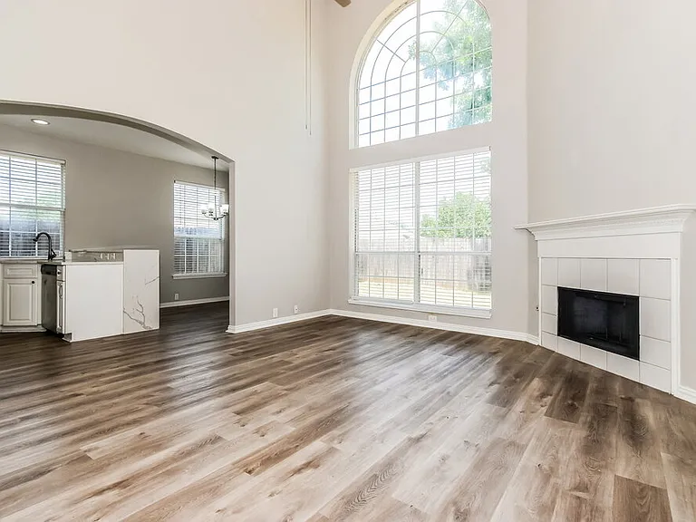 1333 Mill Wood Ln — Photo 6
