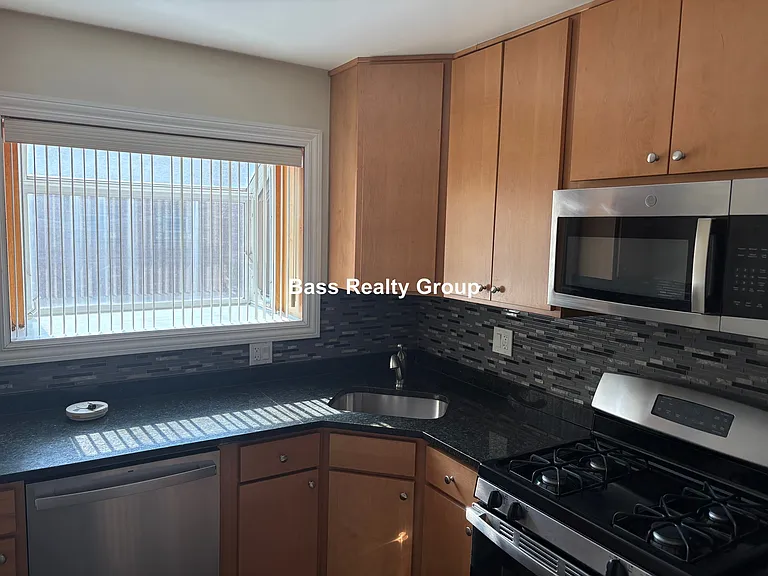 4809 Conrad St #L1 — Photo 5