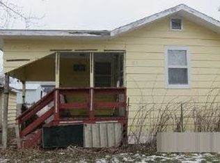 105 W 2nd St, Randall, MN 56475