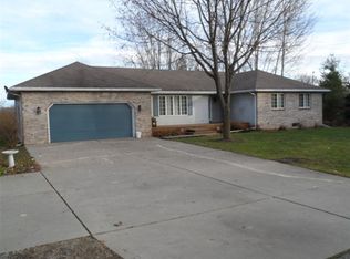 4450 N Smith Rd, Dimondale, MI 48821