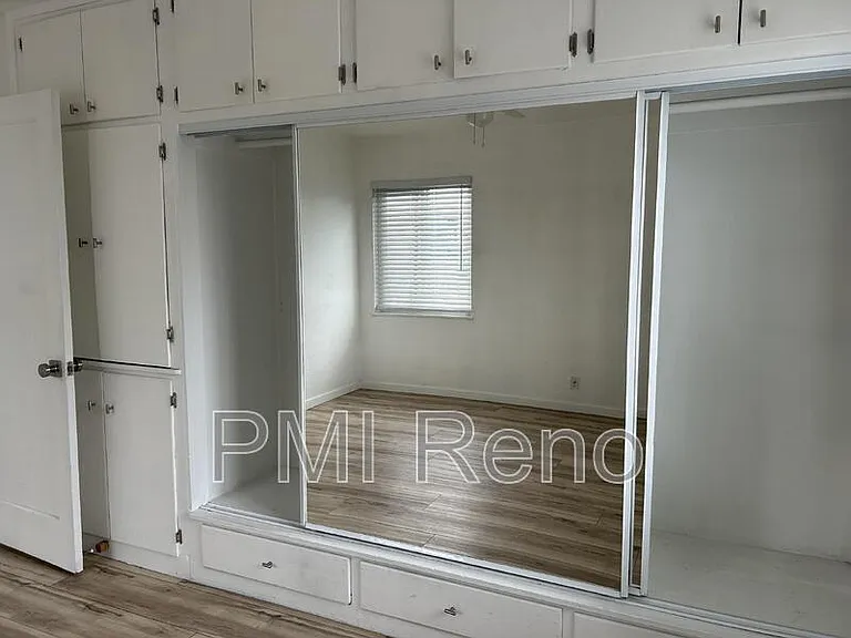 251 E Arroyo St #B — Photo 11