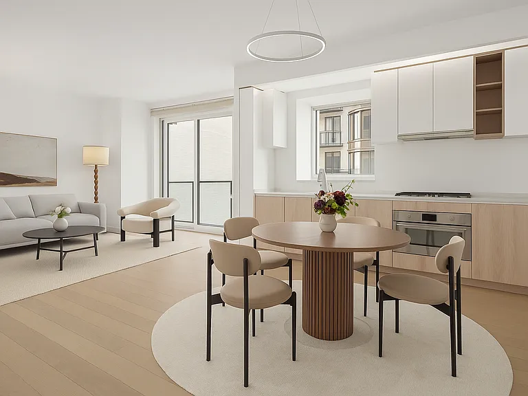 555 W 43rd St #7R — Photo 3
