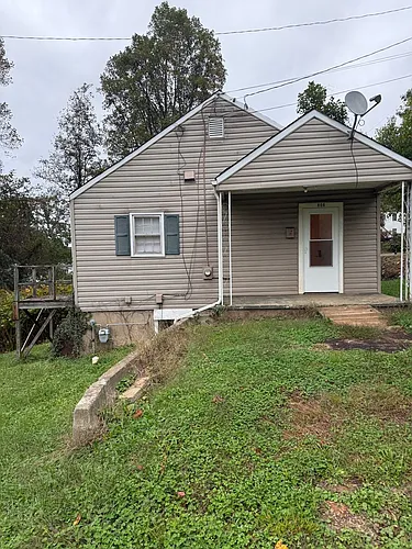 808 D St Photo 1