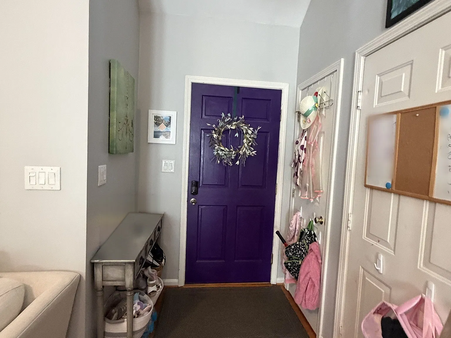 3 bed, 2.5 bath, 2200 sqft, $2,350 — Photo 3