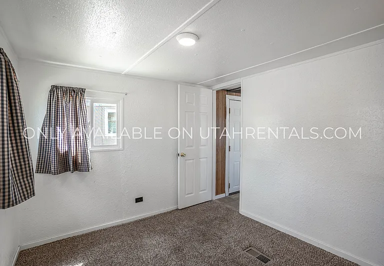 440 W Main St #5 — Photo 13