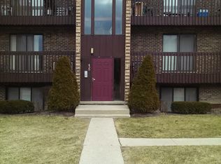 435 Perrie Dr, Elk Grove Village, IL 60007