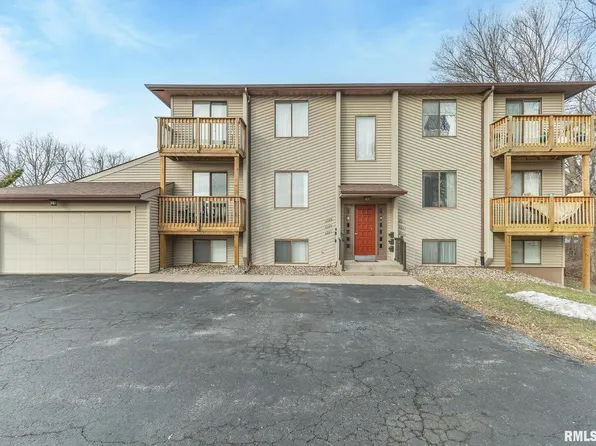 5201 26th Avenue Ct #A-7, Moline, IL 61265