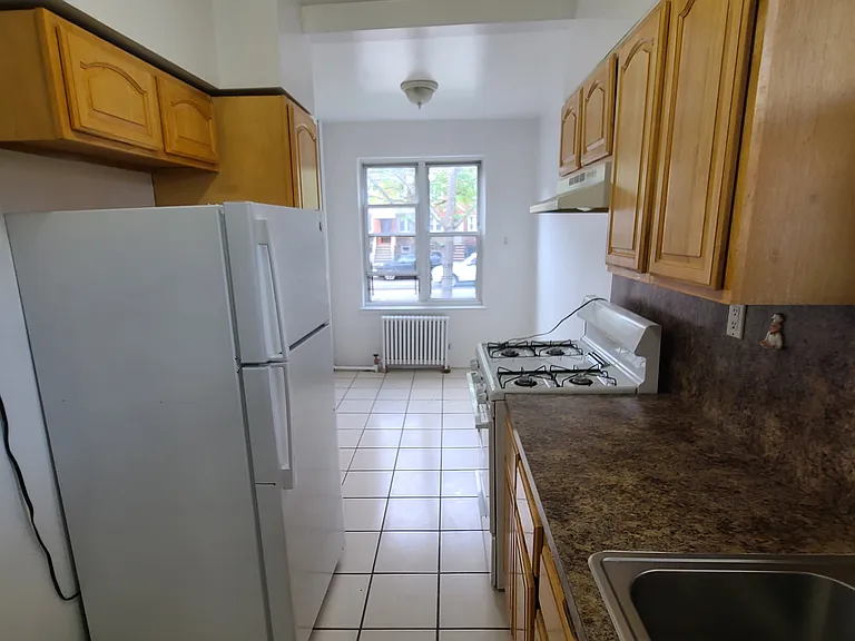 14014 Jewel Ave #1 — Photo 6