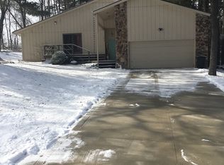 340 Cedarwood Dr, Lexington, OH 44904