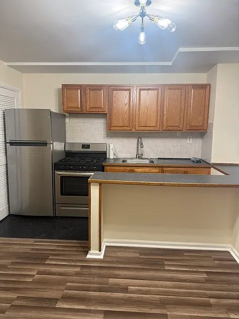 1 bed, 600 sqft, $1,500 — Photo 3