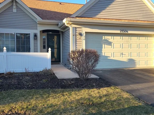 21504 W Douglas Ln, Plainfield, IL 60544