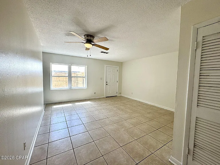 8517 Laird St #C — Photo 5