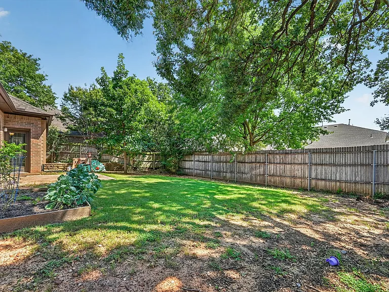 2720 Windstone Way — Photo 30