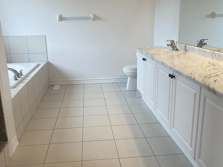 332 Moody St — Photo 21