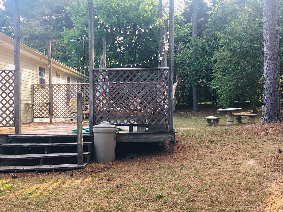 2nd image of 92 Ruby Ln