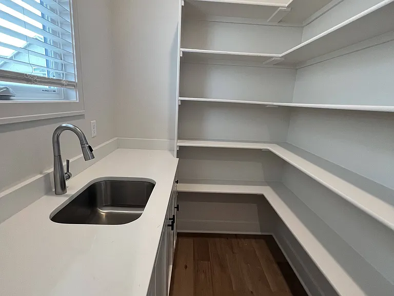 11009 S Millstone Dr — Photo 24