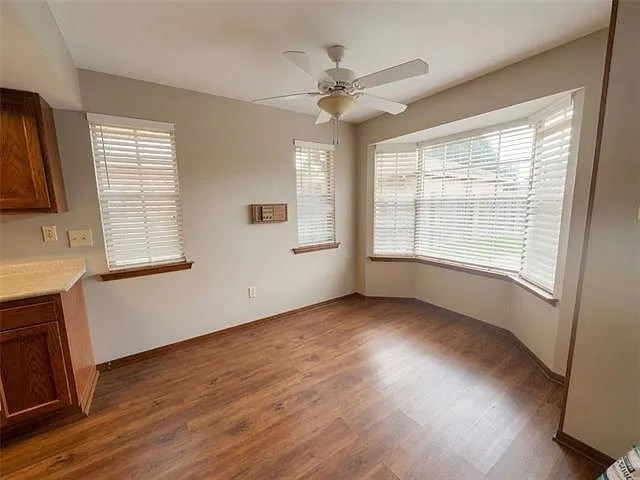 517 Rosa Ave — Photo 12