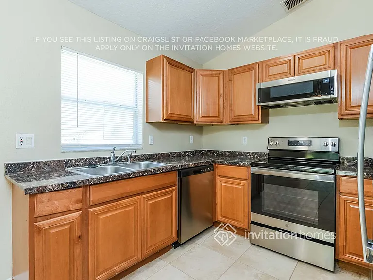27 Sura Blvd — Photo 7
