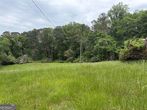 5th image of 565 Avery Rd
