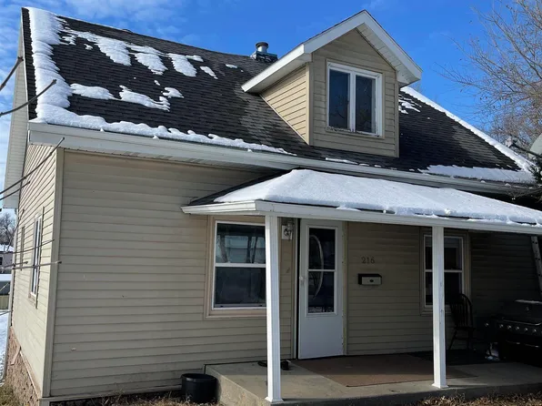 216 N Kossuth St, Osceola, IA 50213