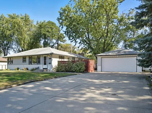 6308 Utah Ave N, Brooklyn Park, MN 55428