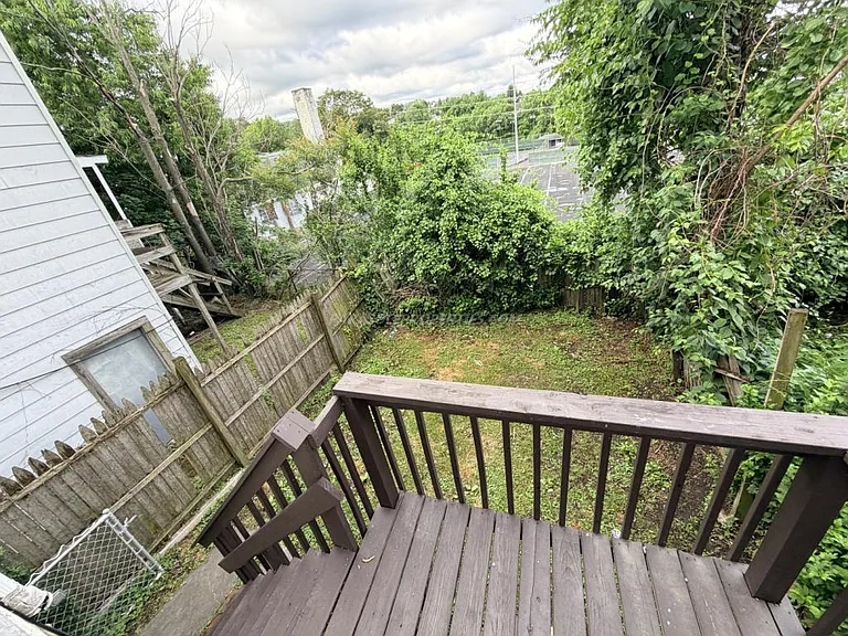 1414 Linden St — Photo 9
