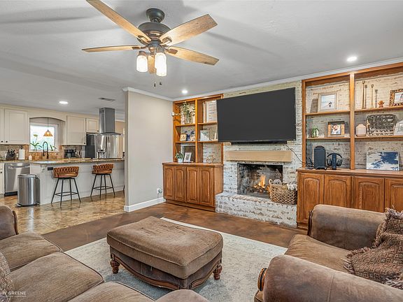 4th image of 1108 Buckhall Rd
