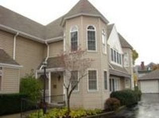 392 3rd St, Beaver, PA 15009