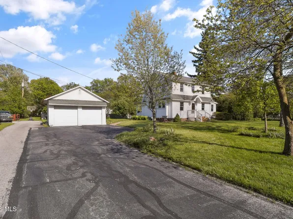 915 Washington St, Genoa, OH 43430