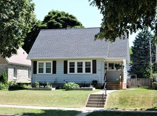 2408 S 67th St, West Allis, WI 53219