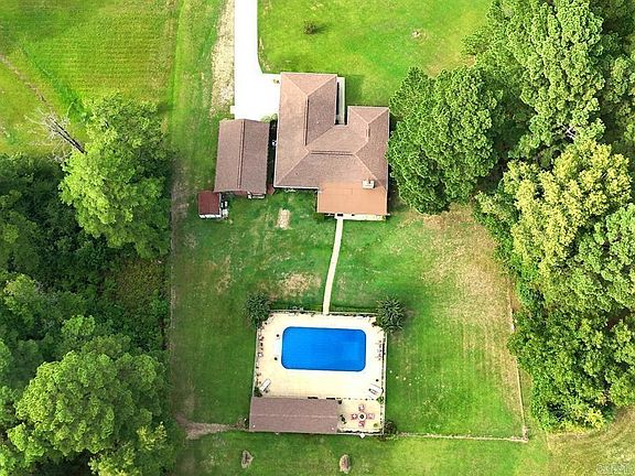 3rd image of 8930 Dyson Rd
