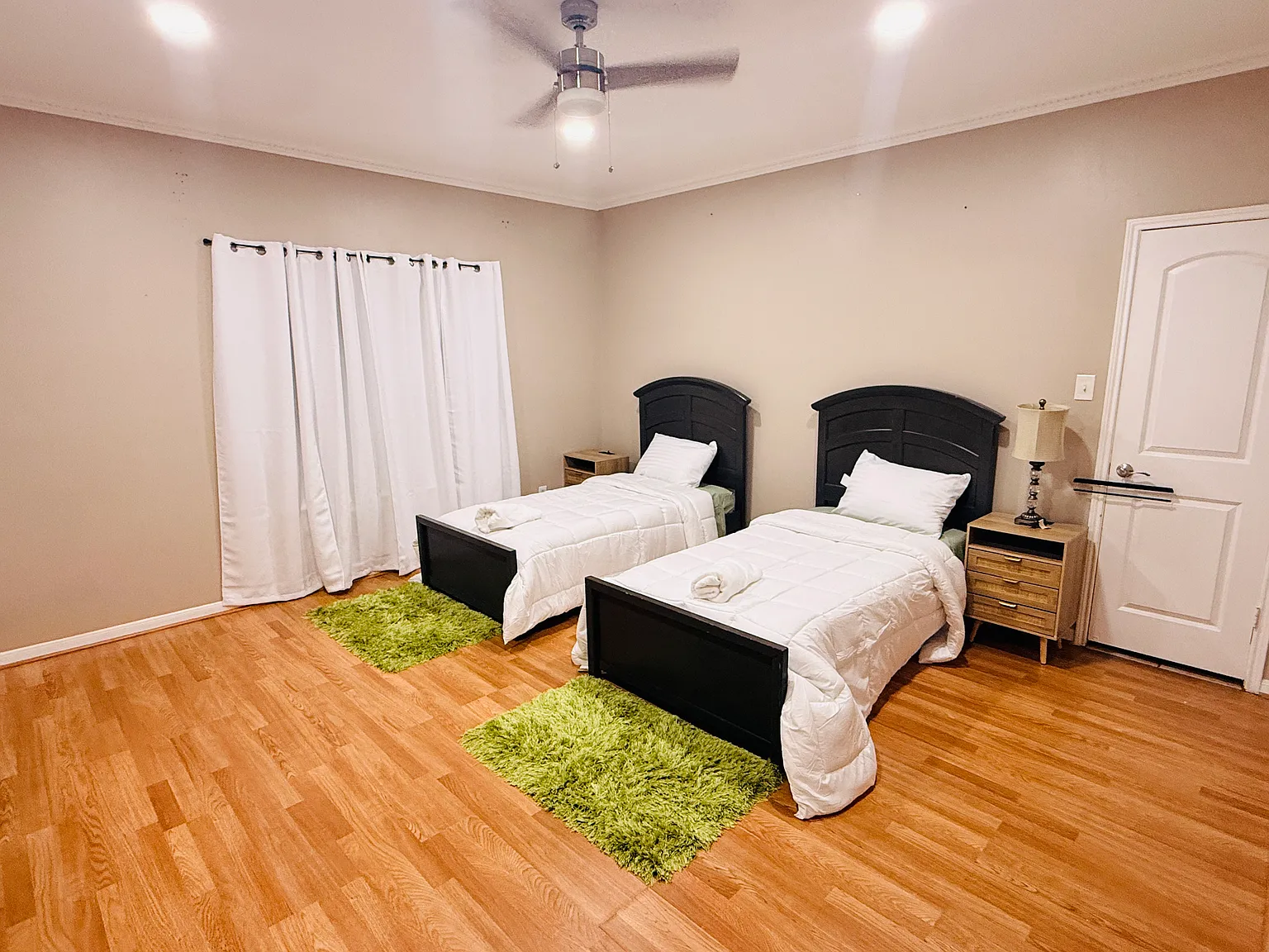 2 bed, 2.5 bath, 1533 sqft, $1,750 — Photo 3