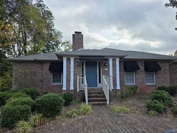 1411 Elmwood Dr SE, Huntsville, AL 35801