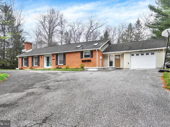 3870 Autumn Ln, Stewartstown, PA 17363