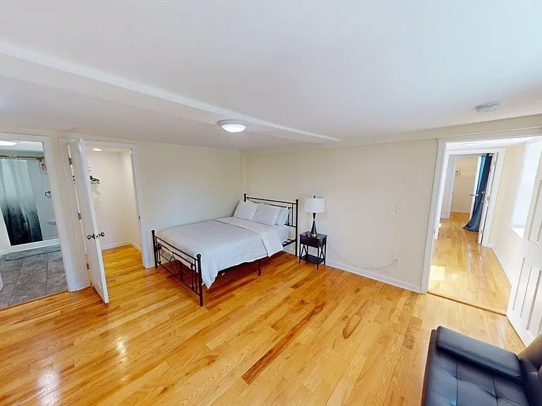 266 Webster St — Photo 23