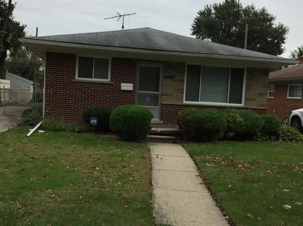 18684 Milburn St, Livonia, MI 48152