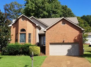 140 Holt Hills Rd, Nashville, TN 37211