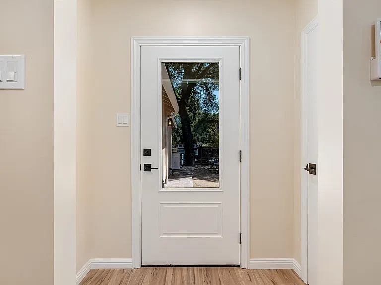 9342 Chalk Hill Rd — Photo 14