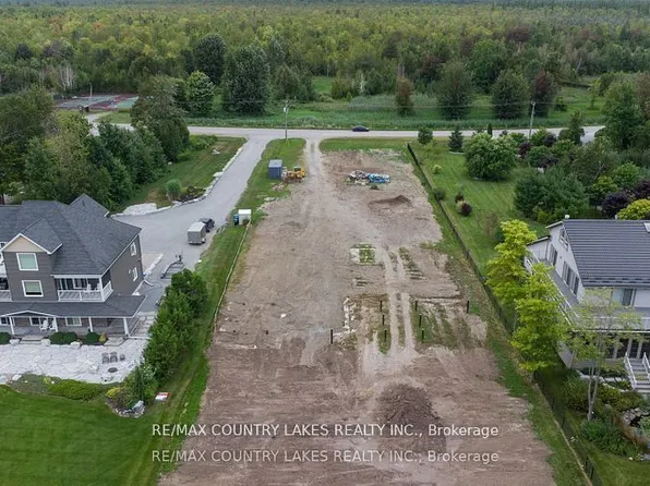 41 Paradise Blvd, Ramara, ON L0K 1B0