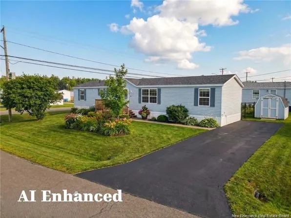26 Carouge St, Moncton, NB E1H 2T4