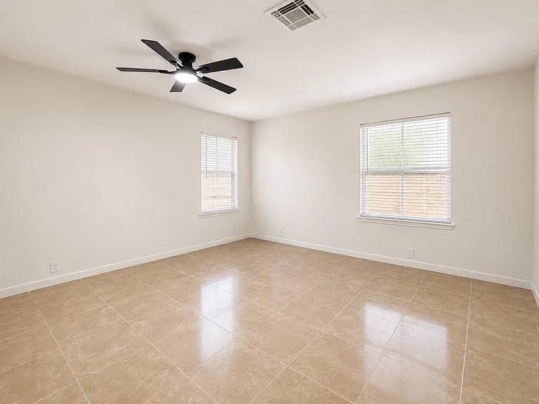 654 Cypresswood Trce — Photo 9
