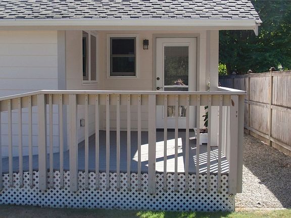 4th image of 7211 142nd Street Ct E