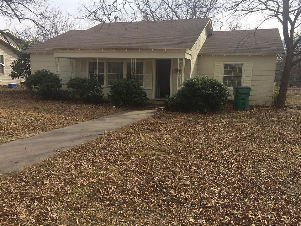 1st image of 805 Sanders St