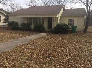 805 Sanders St, Bowie, TX 76230