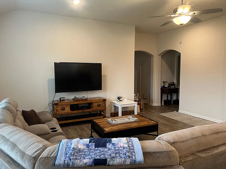 11425 Natalia Ln — Photo 6
