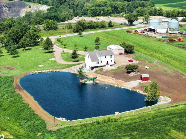 2345 Juniper Ave, Fairfield, IA 52556