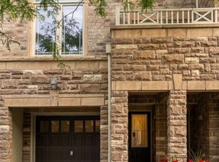 6625 Falconer Dr #57, Mississauga, ON L5N0C7