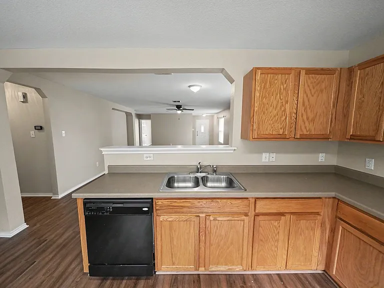11114 Hillsdale Loop — Photo 17