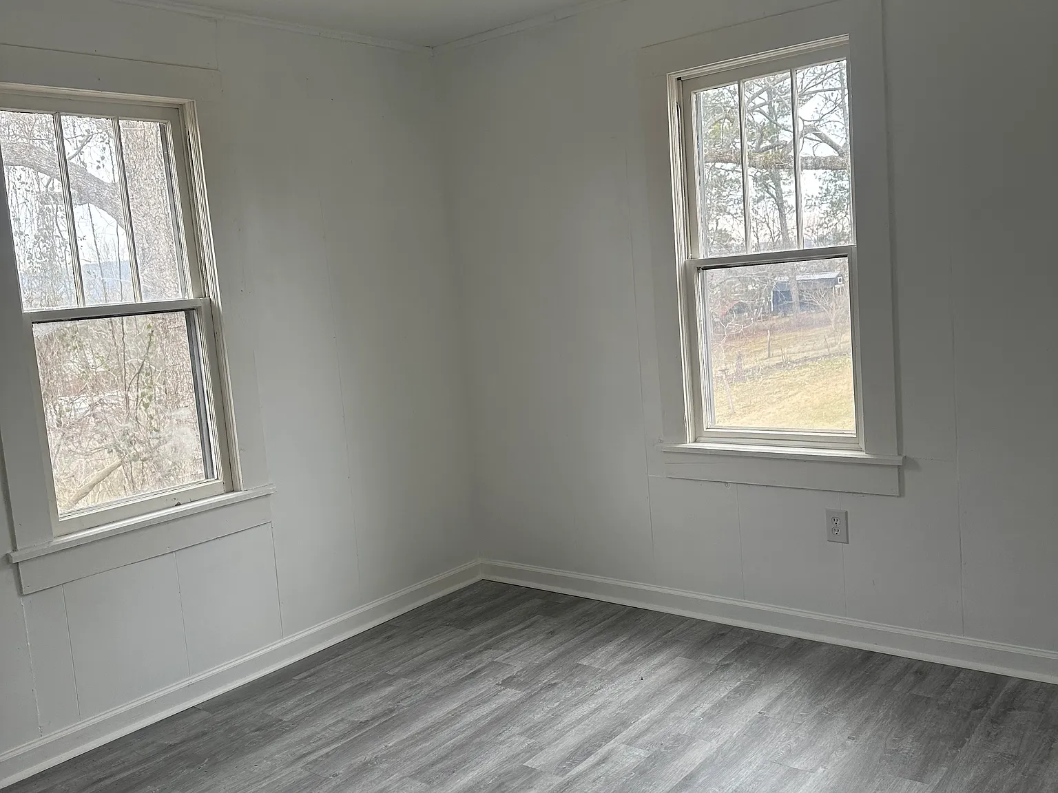 703 Jacobs Ave — Photo 3